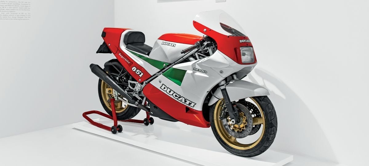 Le moto sportive di Ducati: dalla GT 750 dei primi anni Settanta alla Panigale V2